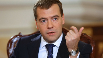 Медведев: Москва Венесуэлага қарши Вашингтоннинг сайъ-ҳаракатларини назорат қилмоқда