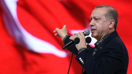 Erdogan, da Turquia, alertou por mais sanções contra os 'podres' da Holanda