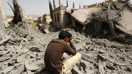 Destruction and death stalk Yemen