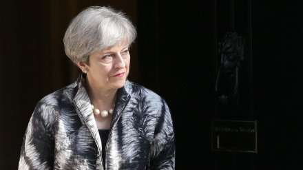 Gb/ Elezioni: May e conservatori avanti di 11 punti nei sondaggi