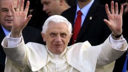 Abusi nella Chiesa, Ratzinger: dolore e vergogna