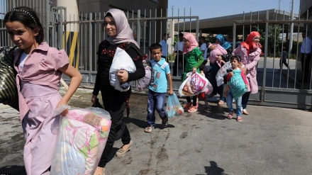 Suriye'de onlarca sivil, teröristlerin hapishanesinden kurtarıldı