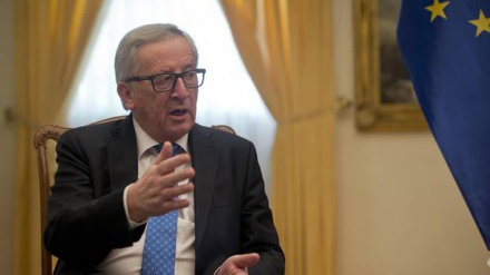 Francia: Ue, felicitazioni a Macron unica scelta possibile