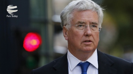 وزیر دفاع بریتانیا استعفا کرد 