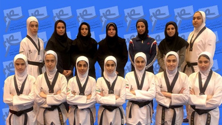 第９回テコンドー・アジアジュニア選手権大会で、イランの女子代表が優勝