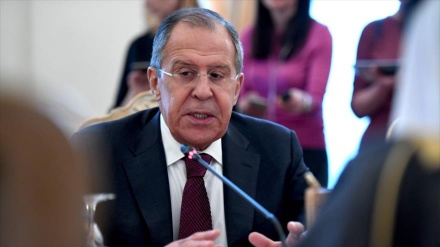 Lavrov: il mondo in attesa di una cooperazione tra Russia e Usa