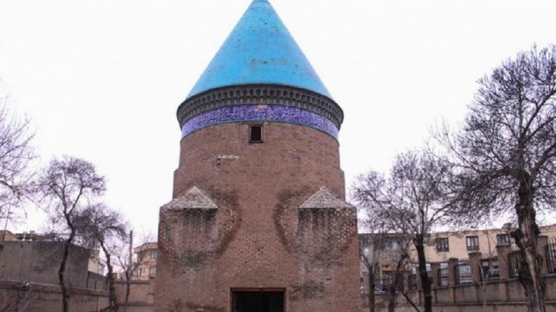Iraniani Famosi (218): Hamdollah Mostofì