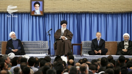 Líder Supremo: EUA, os sionistas se opõem ao Irã por observar o Islã de forma mais explícita