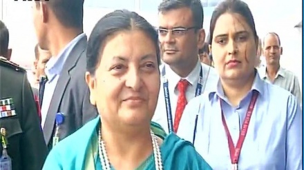 नेपाली राष्ट्रपति पहले विदेशी दौरे पर नई दिल्ली पहुंचीं