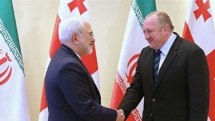 Zarif discute questões de interesse mútuo com o presidente da Geórgia