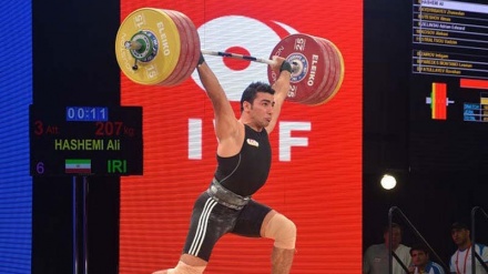 イラン、重量挙げの世界ジュニア選手権で準優勝