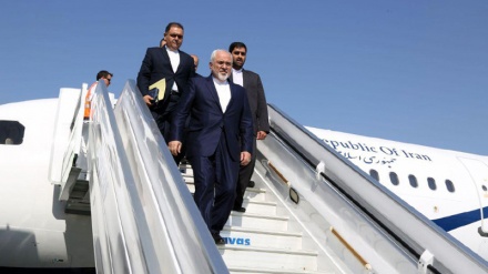 Irans Außenminister Zarif in Tunesien eingetroffen