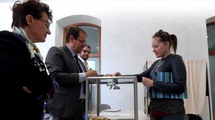 Franceses vão às urnas sob forte esquema de segurança  