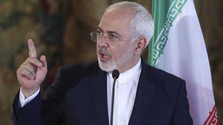 Ministar Zarif: Trumpova reakcija na terorističke napade u Teheranu je 