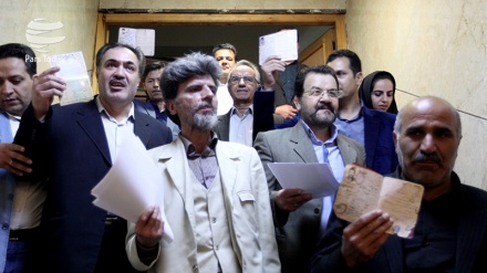 Iran, oltre 1.600 candidati per elezioni presidenziali 19 maggio