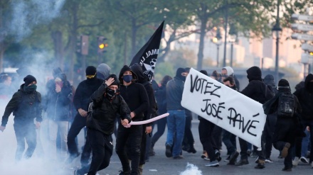 Fransa, Le Pen’in seçimlerde ikinci tura kalmasına karşı sokakta