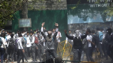 भारत प्रशासित कश्मीर में तनाव, जनता के प्रदर्शन