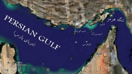 イラン人が、米大統領による「アラビア湾」という偽りの名称の使用に抗議（動画）