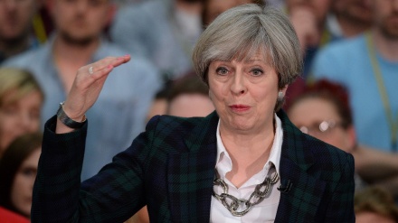 May Akan Hentikan Kampanyenya Pasca Ledakan Manchester