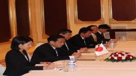 Абдулазиз Камилов Япония Ташқи ишлар вазири Фумио Кисида билан икки томонлама учрашув ўтказди