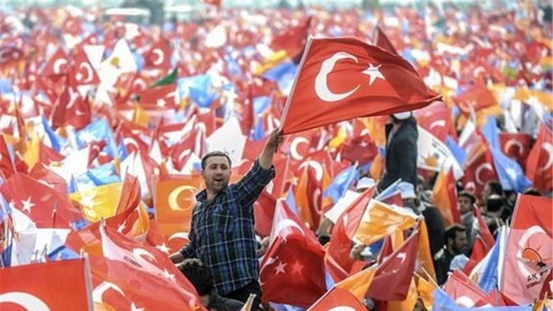 Yoksulluğun Türkiye'deki kader belirleyici seçimleri gölgede bırakması 