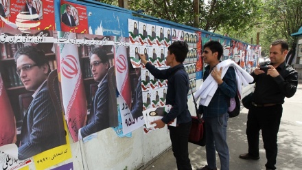 Sigue la campaña electoral en Irán