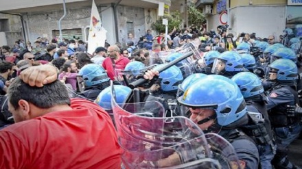 G7: scontri a proteste Giardini Naxos
