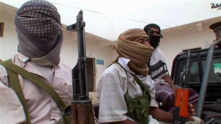 Al-Qaeda says fighting alongside US-, Saudi-backed militia in Yemen