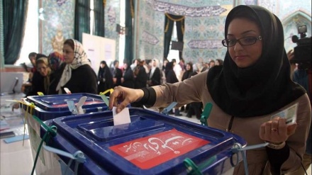 伊朗第十二届总统大选今日早上拉开帷幕