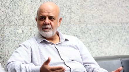 İran, birleşik Irak ve anayasasını destekliyor