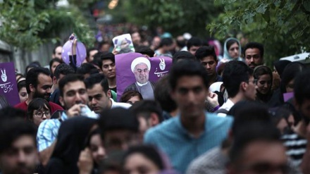 Rouhani's supporters celebrate election victory