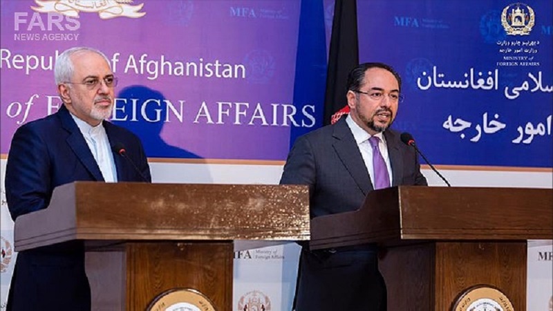 در نشست خبری مشترک وزرای امور خارجه ایران و افغانستان ؛ ظریف: تروریست خوب و بد نداریم/ربانی: باید هماهنگ علیه تروریسم بجنگیم