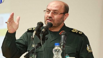 سرتیپ دهقان: آمریکایی‌ها بارها دشمنی خود را به انقلاب اسلامی ایران نشان داده اند 