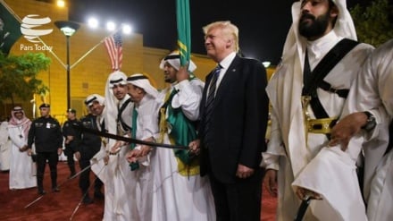 特朗普再次威胁沙特家族政权