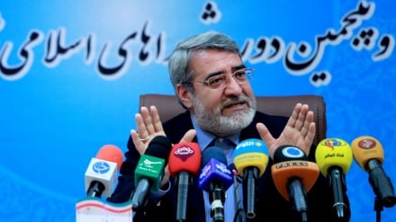 Irani thekson mbi sigurinë e kufijve me Pakistanin