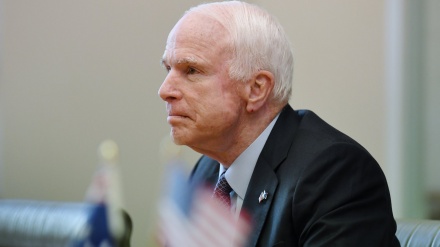 McCain: Putin, prijetnja opasnija od DAIŠ-a
