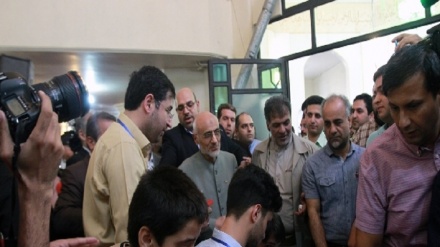 Mirsalim visita la sede electoral del país