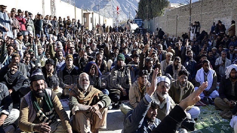 برطرف شدن مشکل تردد زائران پاکستانی اربعین حسینی (ع) در مرز تفتان