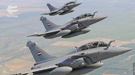 Mısır savaş uçakları Libya'da teröristlere saldırdı