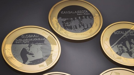 フィンランドが、同国の貨幣にトルコ海岸で死亡したシリア難民男児の写真を印刷