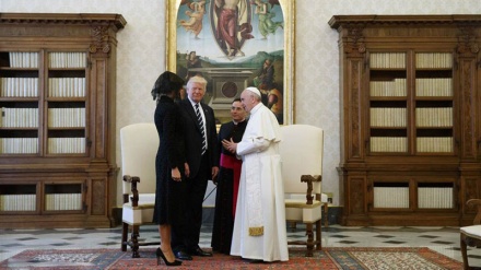 Trump takohet me Papa Françeskon