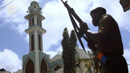 Kenya, uccisi due agenti davanti chiesa