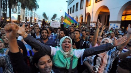 Moroccans flood streets of Rabat in solidarity with Rif