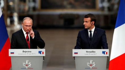 Putin: con Macron non ho parlato di interferenza in elezioni