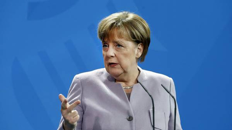 Merkel, ridurre tensioni per caso Qatar