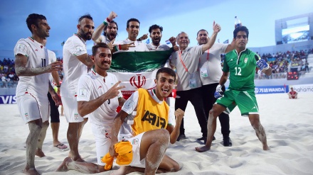 Irani fiton garën e futbollit bregdetar Persian Cup 2018