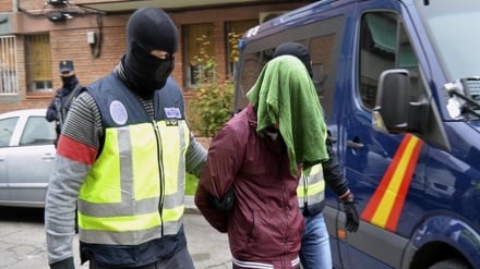 Detenidos dos marroquíes en Madrid susceptibles de convertirse en terroristas suicidas 