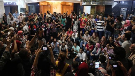 Egyptians protest plan to cede islands to Saudi