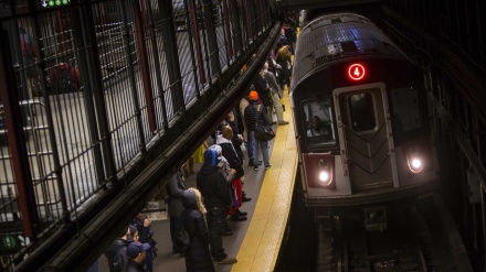 Descarrilamento no metro de Nova Iorque causa 34 feridos