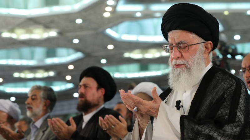 Pontos de vista do Líder da Revolução Islâmica do Irã (durante sermões de ração do Eid Al-Fitr)
